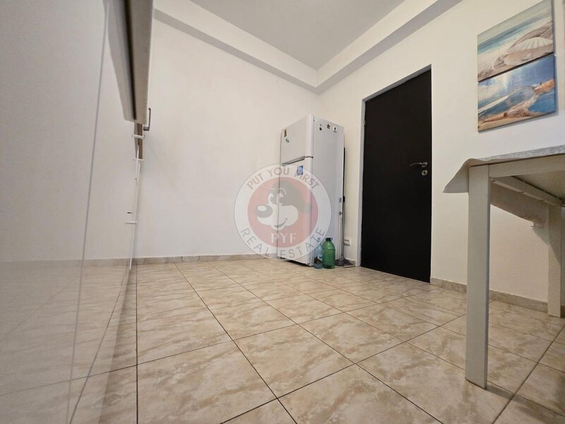 Glina | 4 camere | 134mp | curte | B11894